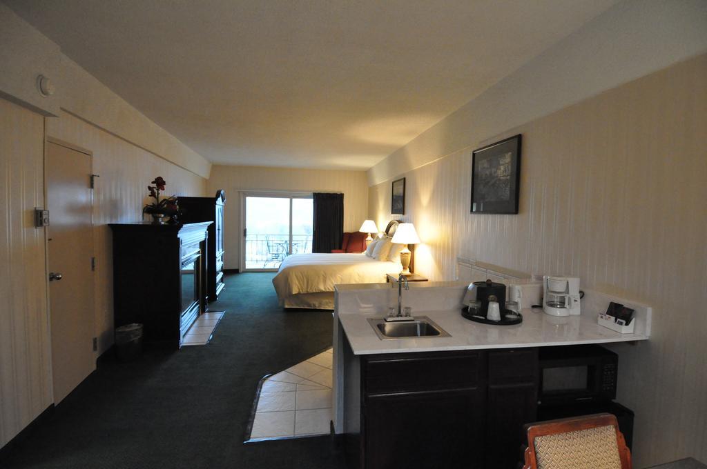 Hillside Inn ماديسون المظهر الخارجي الصورة